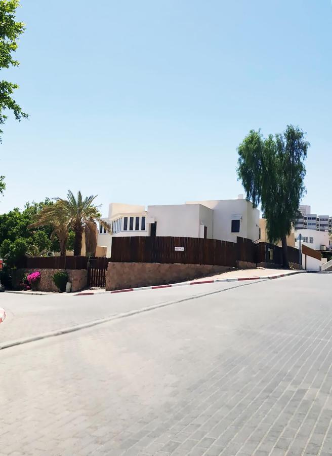 Guest House "Villa Klara Eilat" Heated Pool And Sauna All Year Round Exterior foto