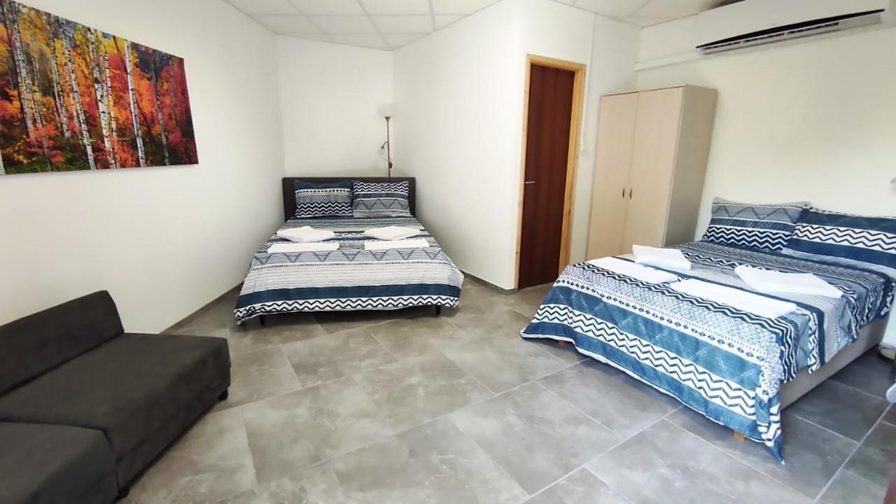 Guest House "Villa Klara Eilat" Heated Pool And Sauna All Year Round Exterior foto